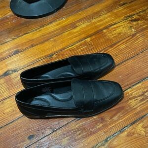 Women’s Black Loafers
